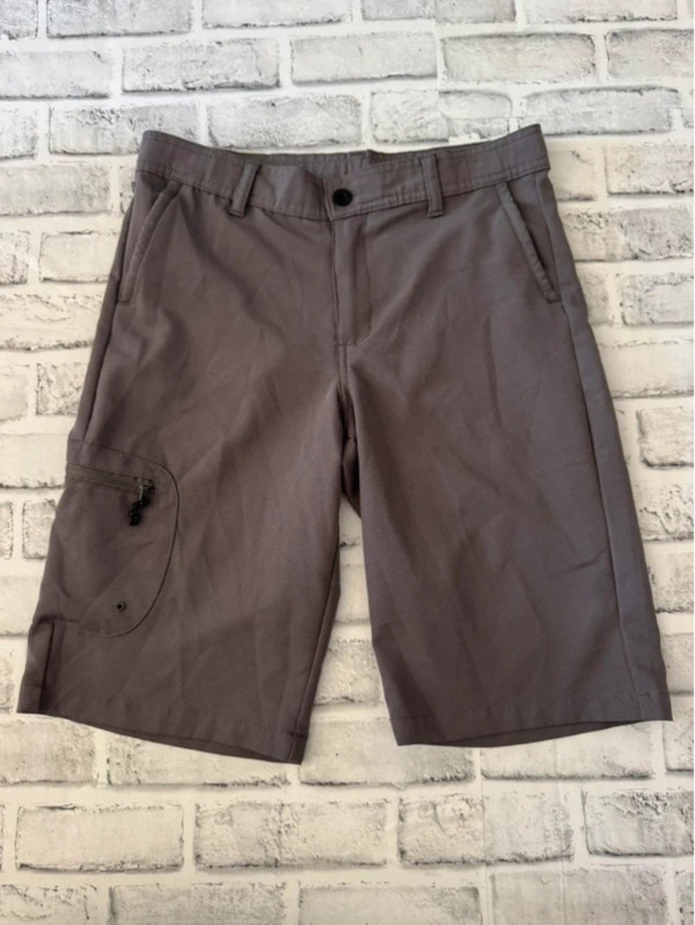 Boy’s Magellan gray water repellant fish gear shorts Size 14